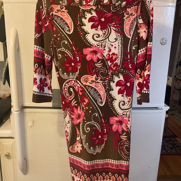 Susan Lawrence Brown Pink Paisley Dress Size S Poly/Spandex. SKU 15 - Picture 1 of 3